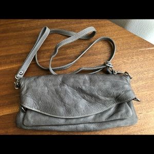 Florence crossbody/wristlet
